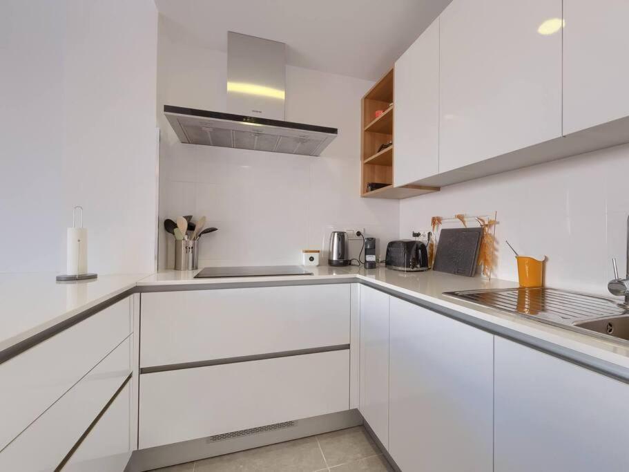 Bonito Apartamento 2 Minutos De La Playa Fuengirola Luaran gambar