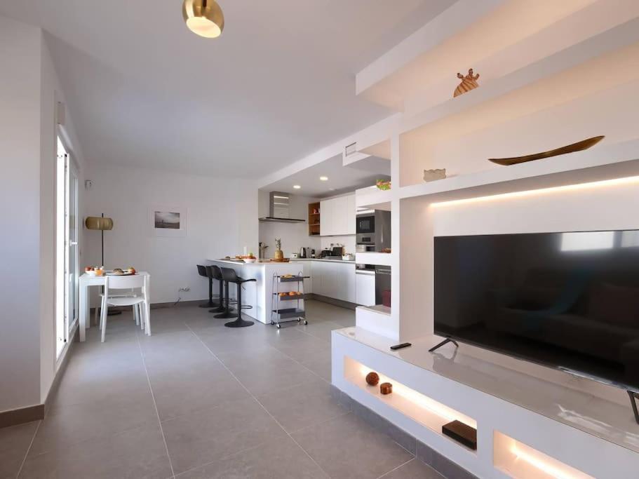 Bonito Apartamento 2 Minutos De La Playa Fuengirola Luaran gambar